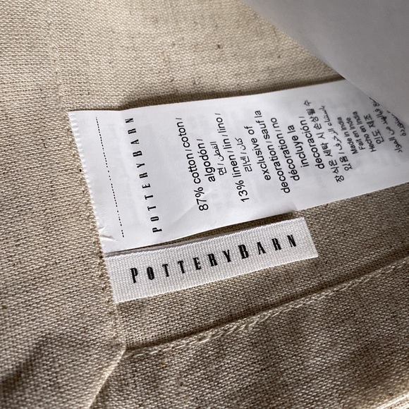 Pottery Barn Christmas in the Country Embroidered Cotton/Linen Napkins -Set of 4 - Picture 11 of 16